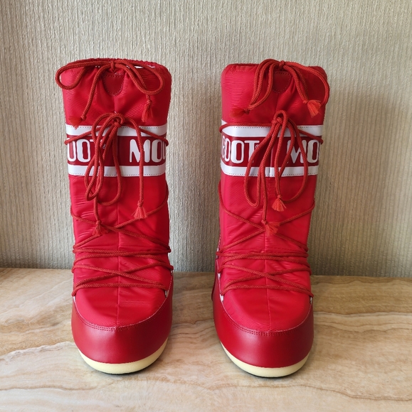 Moon Boot Icon Snow Boots - Red Moon Boot - Picture 14 of 15